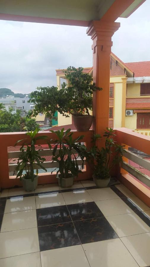 Bed and Breakfast Nha Nghi Thien Trang Kien An Экстерьер фото